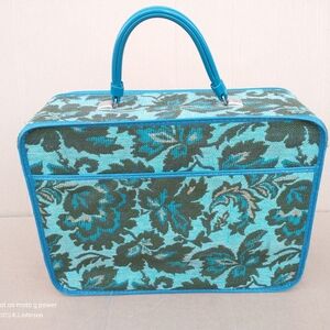 Vintage Avon 70s Suitcase Avon Lady Sample Bag Green & Blue Floral Tapestry